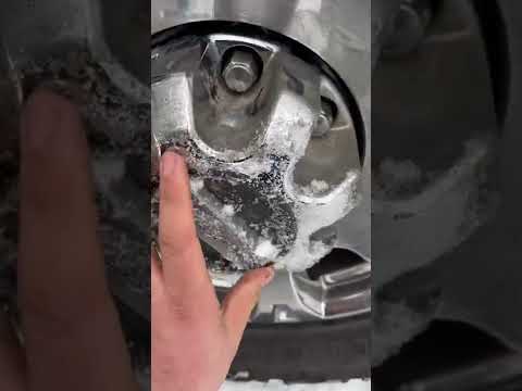 How to properly install center caps on your 17+ superduty #worksmartnothard