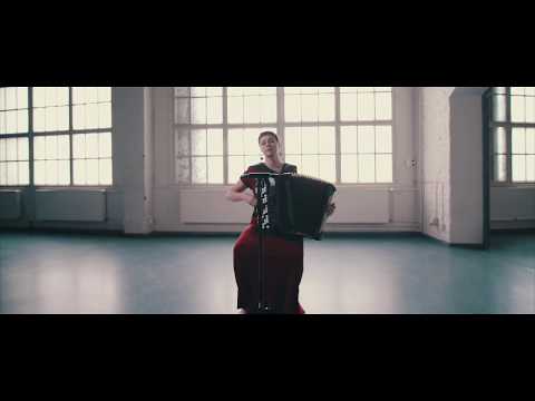 Teija Niku: Peshekee