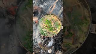 Download lagu Ngebolang masak jamur dan pakis,lezat nyoooooo😁😁😁 mp3