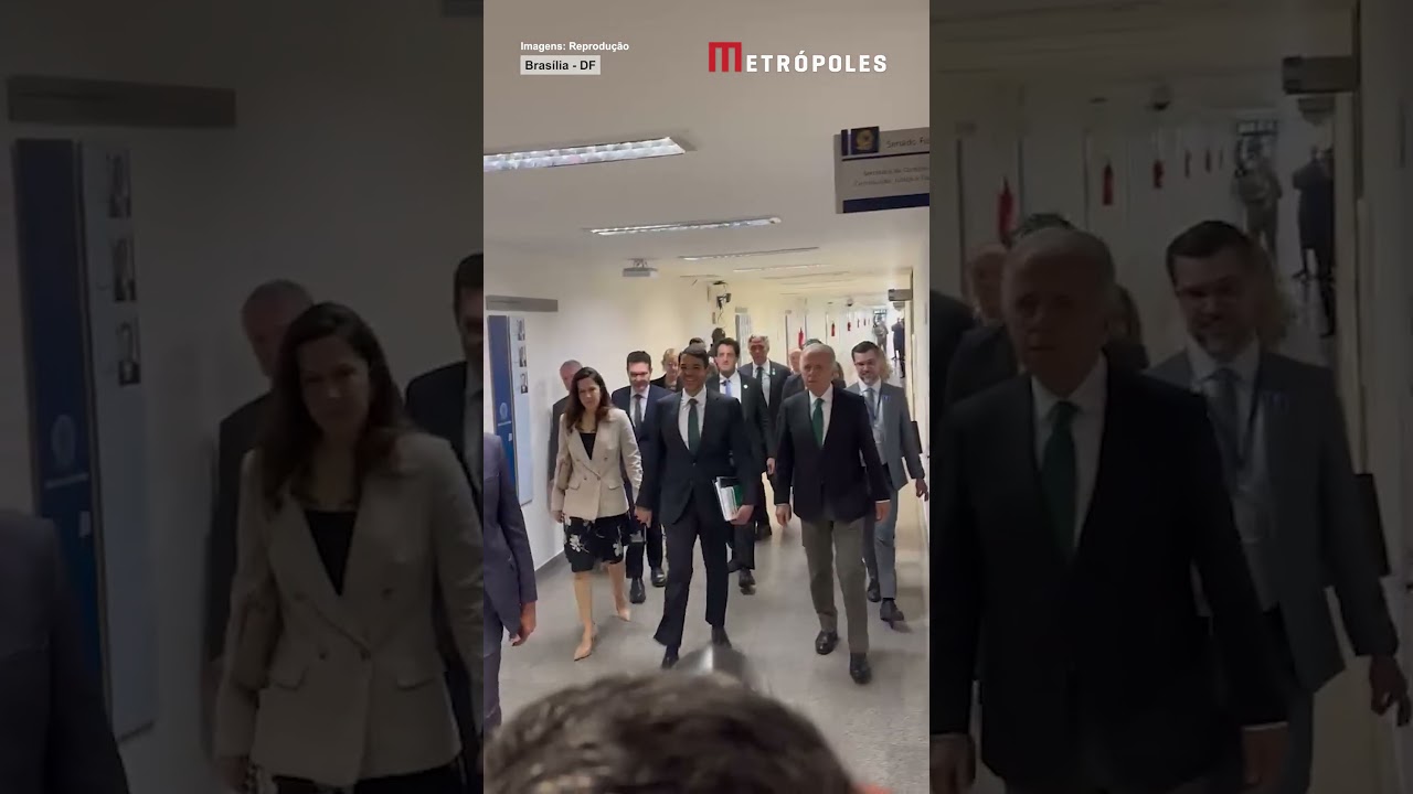 Jorge Messias diz "Deus abençoe a todos" ao chegar para sabatina na CCJ