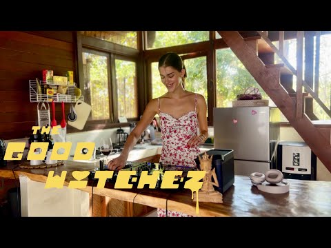 Uplifting Organic House Mix Filmed In A House In Bali | Sinitsa