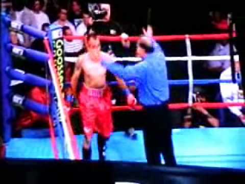 John Molina Jr  makes Frankie Archuleta quit after knockdown.