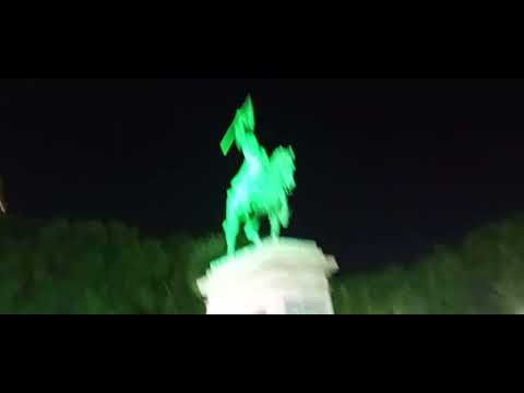 Arbolito de navidad Córdoba SantaFe entre Dorrego y moreno rosario 