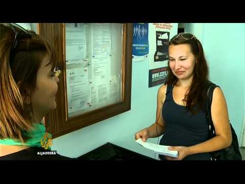 Nezaposleni mladi napuštaju Srebrenicu - Al Jazeera Balkans