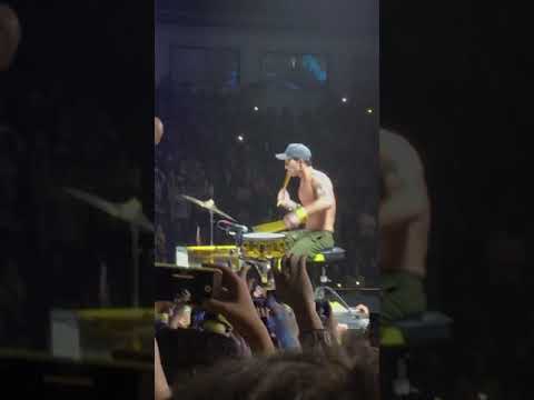Twenty One Pilots - Josh's solo Morph /Bandito tour/ Ukraine, Kyiv 30/01/19