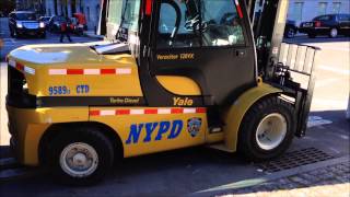 preview picture of video 'EXTREMELY RARELY SEEN NYPD COUNTER TERRORISM DIVISION UNIT, CTD, ON W. 60TH STREET IN MANHATTAN.'