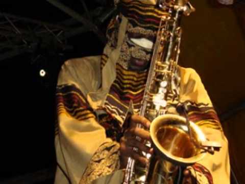 Lágbájá - Mammoney