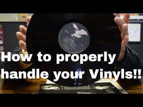 How to properly handle your vinyl records