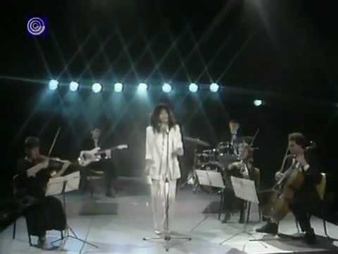 Hanokdim Ma Yafim Ha'leilot - Ofra Haza