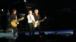 Paul McCartney - Sgt Pepper reprise + Helter Skelter (Porto Alegre, Brazil 2017)