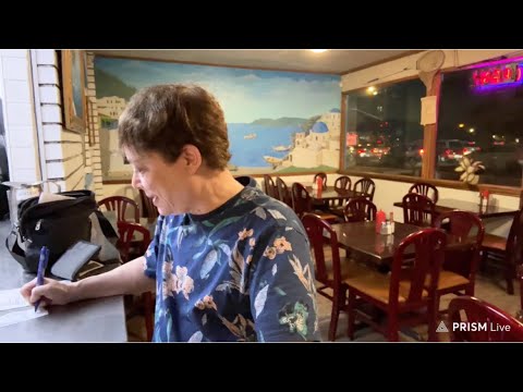 Comida grega! No Firehouse Taverna em Tarzana (L.A.), CA: Gyros, Falafel, Hummus, Pita Bread!