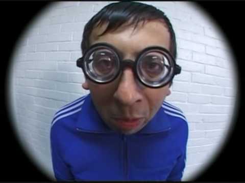 elie semoun fallait pas l'inviter ...michel Muller