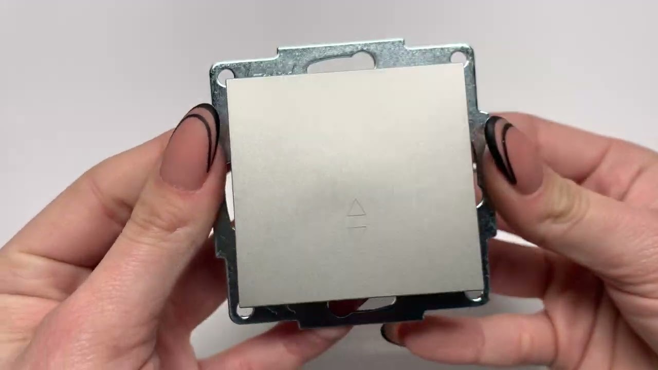 Выключатель одноклавишный проходной LEZARD Vesna серый 742-3588-105