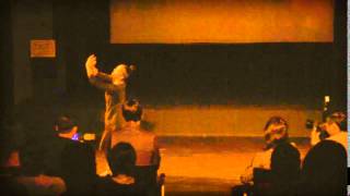 Download lagu January Low performing 'Ashtapadi - Kuruyadunandan' at Borak Arts Series 2014, Kuala Lumpur mp3