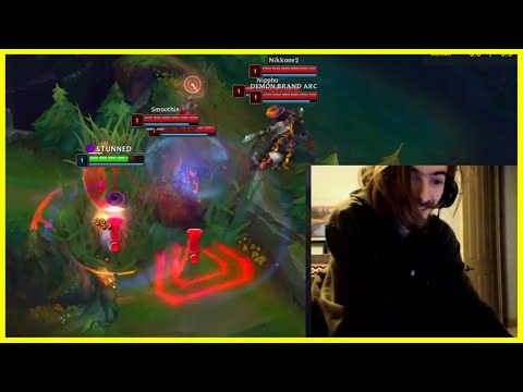 Davemon Gets Out Of A Stressful Situation - Best of LoL Streams 1931