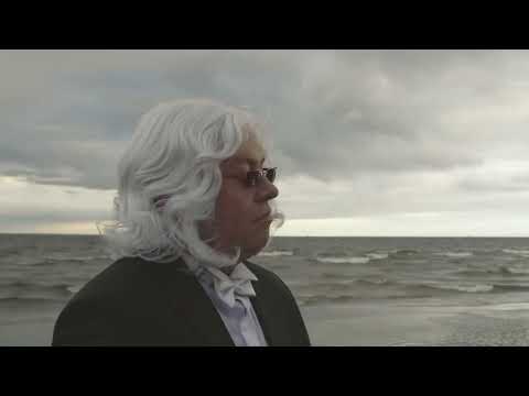 FF7 Remake - High Five be like: