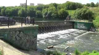preview picture of video 'Плотина в Подольске на реке Пахра.'