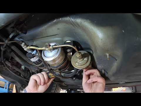 Baby Benz springt warm schlecht oder garnicht an / Druckspeicher Druckregler erneuern W201 190E