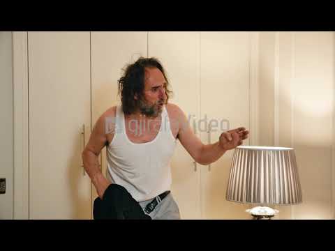 Nuk i del femna qysh e ka menu dikuj 😜 - Stupcat: Femna e Kinës