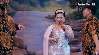 Download lagu Kecewa - Voc.Dewi Novitasari ANEKA TUNGGAL (Cablek Group) Live Kejuden mp3