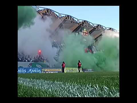 "Que hinchada " Barra: Los Devotos &bull; Club: Deportes Temuco