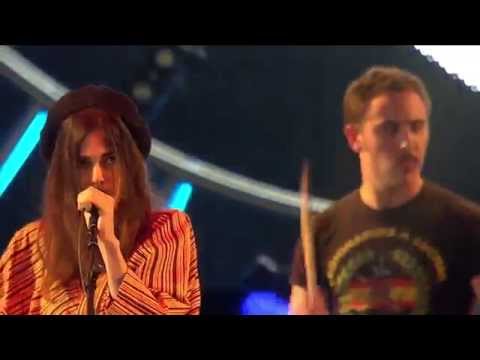 La Femme - Sur La Planche - Isle of Wight Festival 2015 - Live