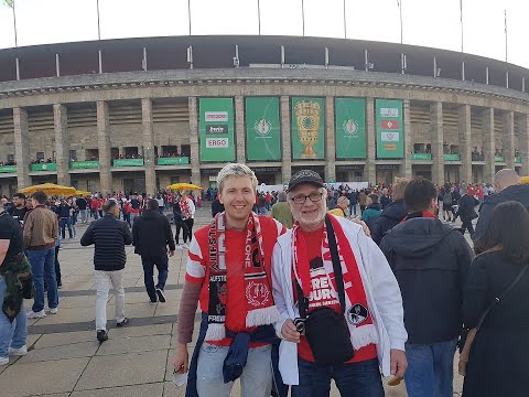 Bomber und Bomber Junior beim Pokal Endspiel in Berlin - 21.05.2022