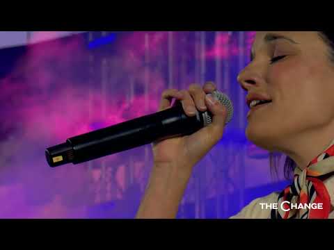 THE CHANGE LISBON -  Revelation Song | Sarah Kroger