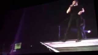 Scotty McCreery singing Gotta See You Tonight Windsor Ont