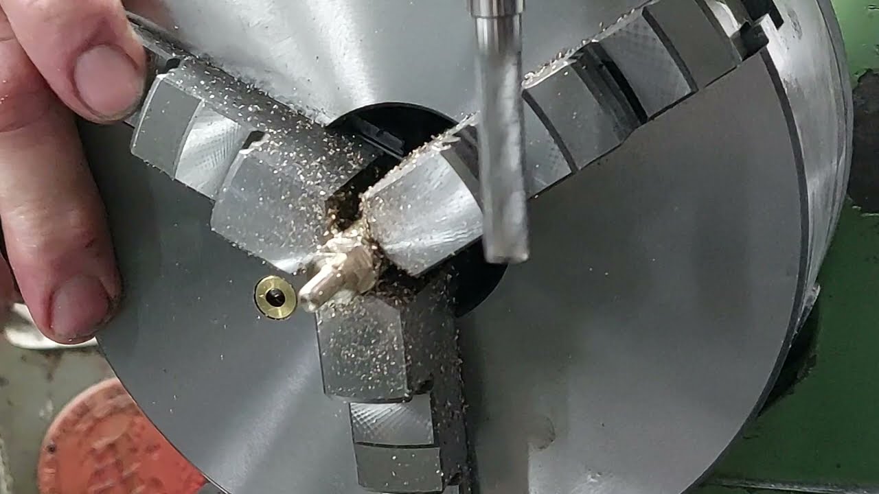 Review and use of Vevor 3 jaw chuck purchased from eBay by Mr Tweed