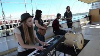 Lauren Mann &amp; the Fairly Odd Folk - Stow Me Away