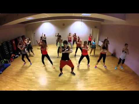 Zumba Fitness , EL ALFA el JEFE - Subete en El Caballo