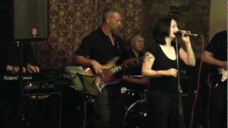 Funky 5-Kings Head-Sun 20 Nov 11 (8) Knock On Wood.MP4