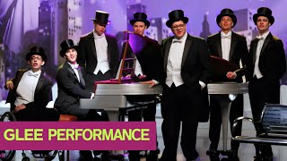 Arthur's Theme - Glee Cast Full Performance