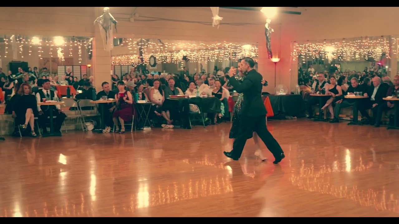 Yesica Esquivel & Ariel Leguizamon - Milonguero Viejo