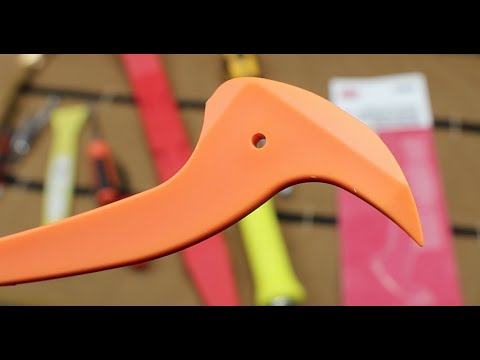 Lisle Trim Tool Pry Bar: Unique design with plenty of features