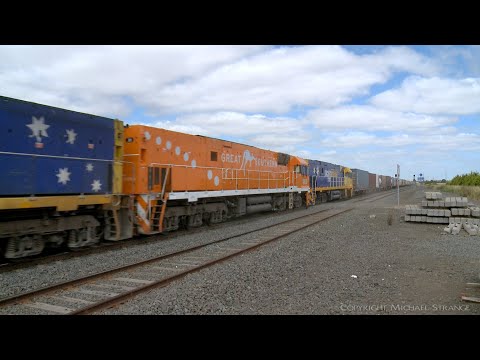 7AM5 Pacific National Container Train With NR30 "Great Southern" (5/12/2021) - PoathTV Railways