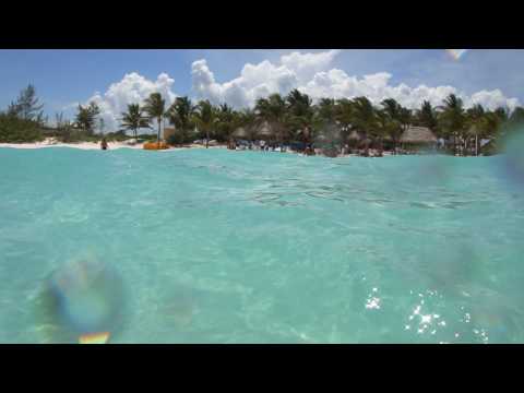 Roz - Mexican Splash Part 1