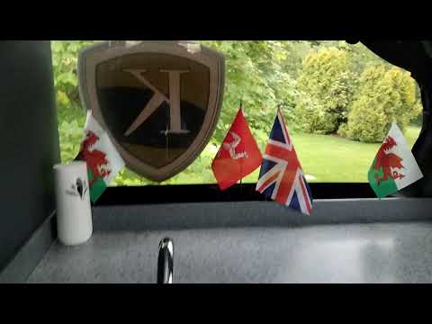 Grand UK Gold Coach tour.