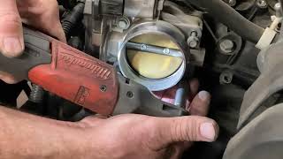 2015 Chevy Traverse replace throttle body