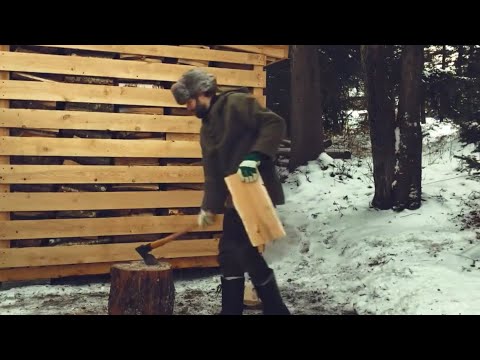 Splitting Wood With Mapsyst Forge Axe Made By Craftsman Ivan Tasev