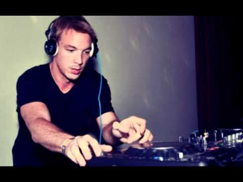 Diplo vs. Oliver Twizt vs. Peactreaty vs. Dj Youri - Go Fuck on Cocaine (Pressure Bootleg)