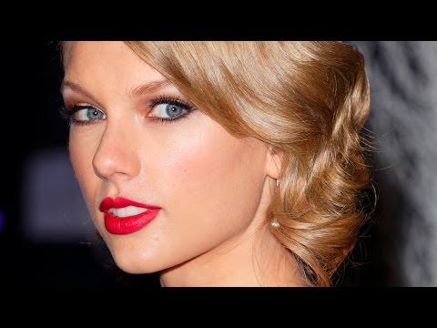 download lagu mp3 mp4 Taylor Swift Red Buzzfeed, download lagu Taylor Swift Red Buzzfeed gratis, unduh video klip Taylor Swift Red Buzzfeed