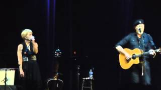 Shawn Colvin and Richard Thompson &quot;A Heart Needs A Home&quot; Cayamo 2015