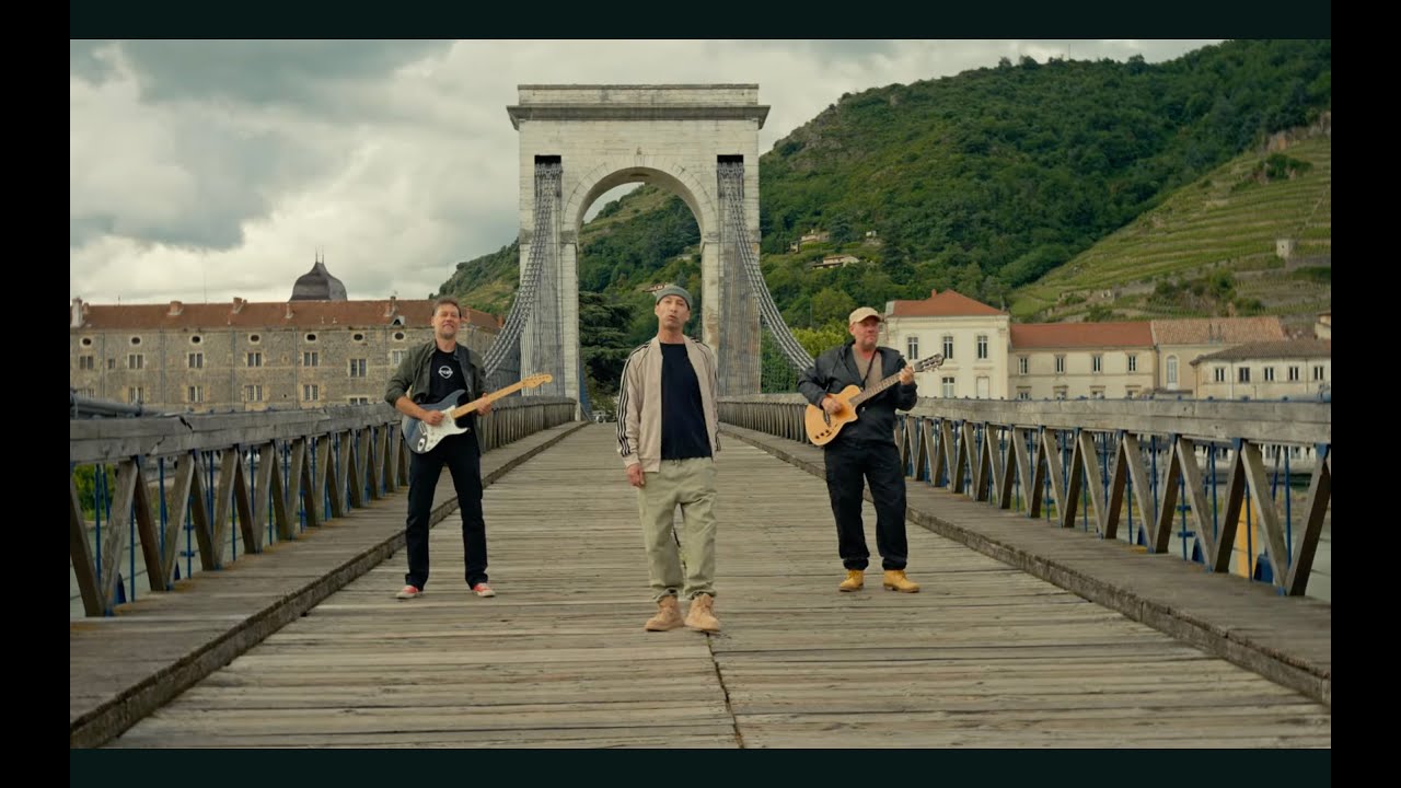 OTCHO- Nouvelle Essence