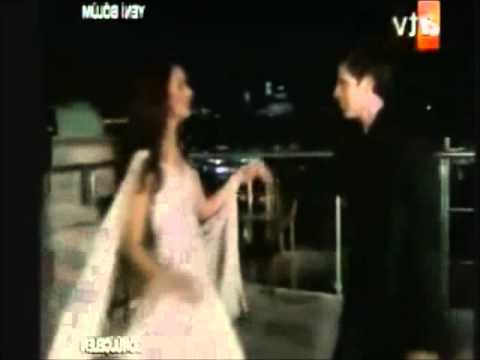 Hasret and Murat ,Asi and Demir , Bihter and Behlul and Nihal and Behlul are dancing