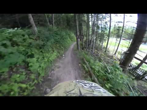 Erika dostal downhill, pozrite si jeho šialenú jazdu :)