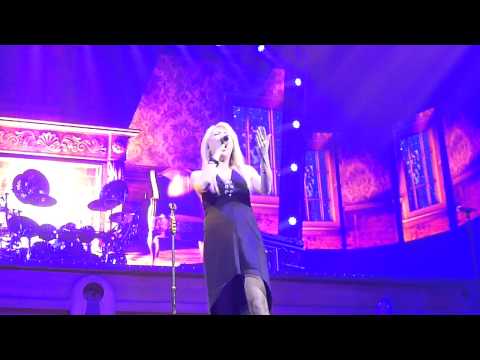 Trans-Siberian Orchestra "Music Box Blues" 12-26-2014 St Louis 330pm Chloe Lowery