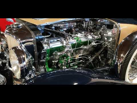 Duesenberg J 562 engine cold start