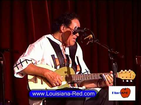 Louisiana Red plays "Let Me Be Your Electrician"